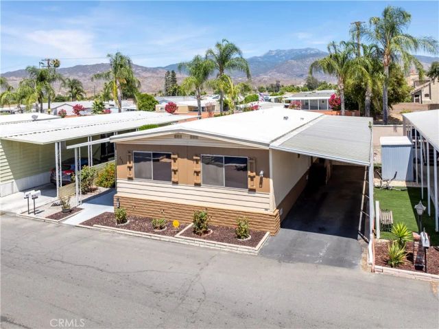 881 Lake Street, Hemet, CA 92544