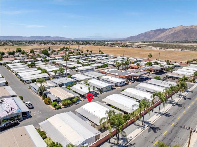 881 Lake Street, Hemet, CA 92544