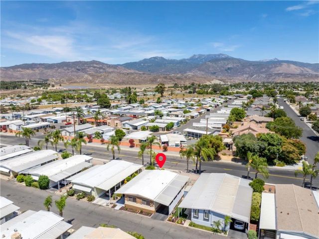 881 Lake Street, Hemet, CA 92544