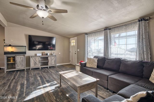 1011 S 350TH Avenue, Tonopah, AZ 85354