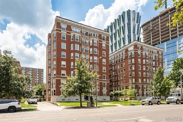 4944 Lindell Boulevard 7E, St Louis, MO 63108