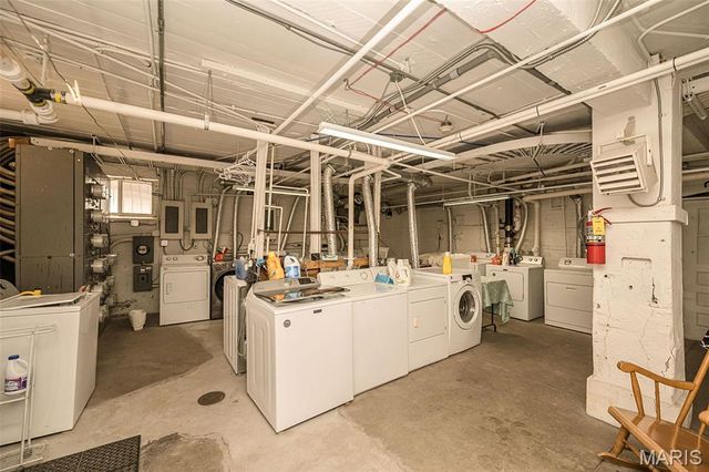 4944 Lindell Boulevard 7E, St Louis, MO 63108