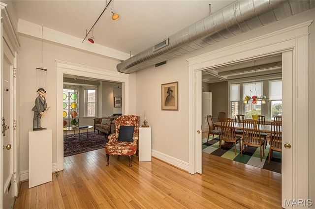 4944 Lindell Boulevard 7E, St Louis, MO 63108