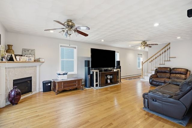 133 Sandringham Avenue, Providence, RI 02908