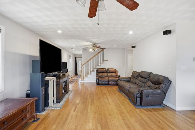 133 Sandringham Avenue, Providence, RI 02908