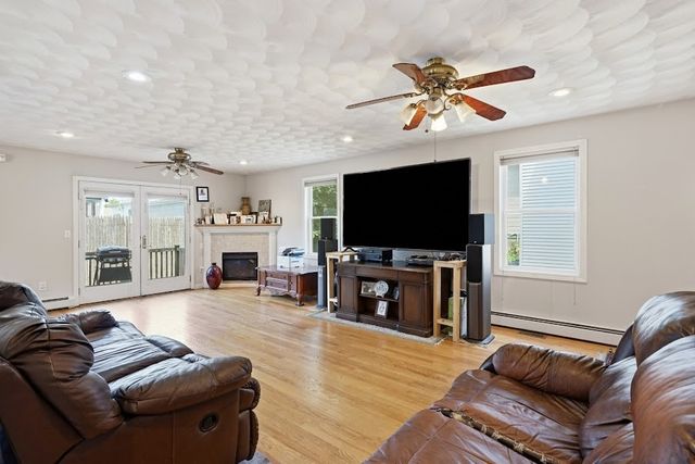 133 Sandringham Avenue, Providence, RI 02908