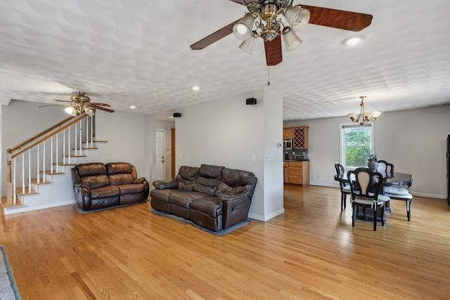 133 Sandringham Avenue, Providence, RI 02908