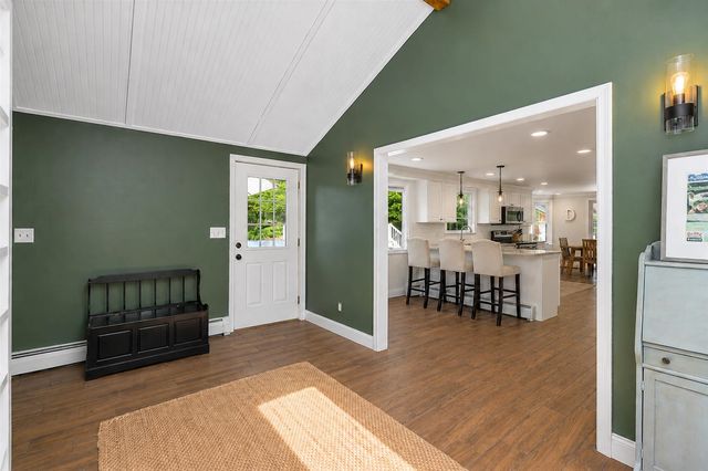 53 Sullivan Road, Hudson, NH 03051