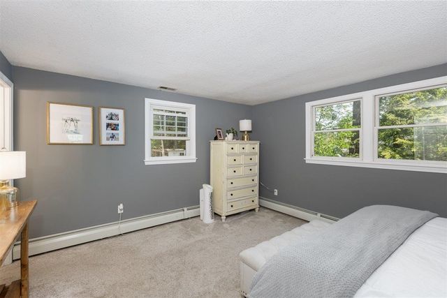 53 Sullivan Road, Hudson, NH 03051