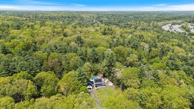 53 Sullivan Road, Hudson, NH 03051