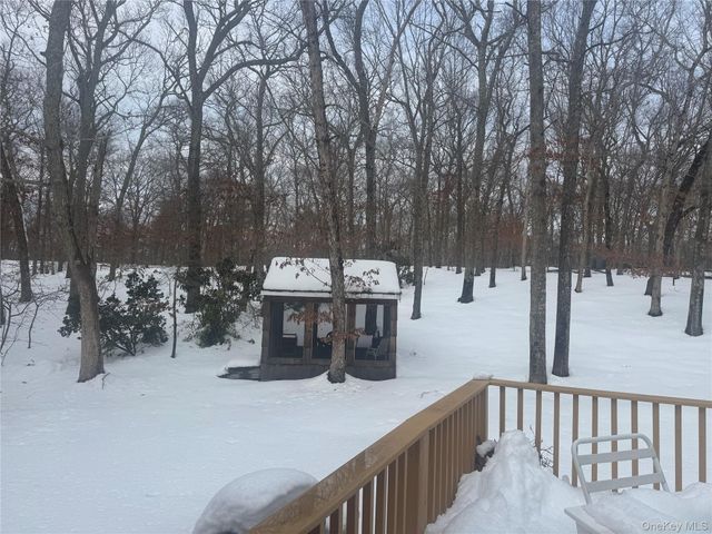 318-B Mill Road, Manorville, NY 11949