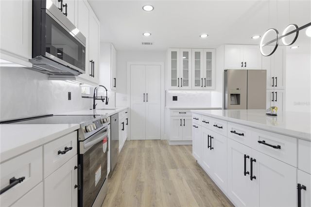 1108 BALFOUR DR, Deltona, FL 32725