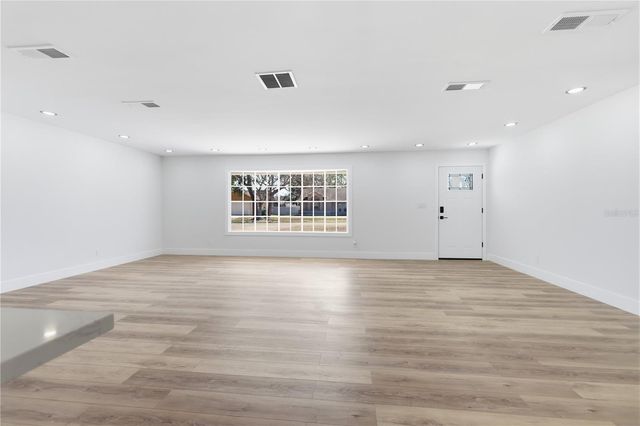 1108 BALFOUR DR, Deltona, FL 32725