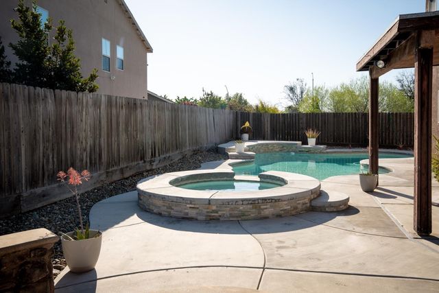 5441 W Pine Avenue, Fresno, CA 93722