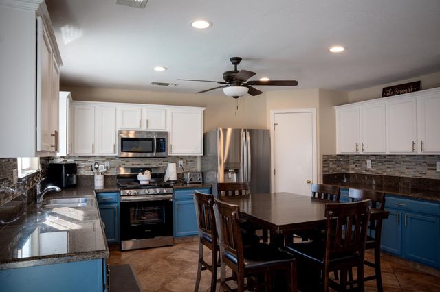 5441 W Pine Avenue, Fresno, CA 93722