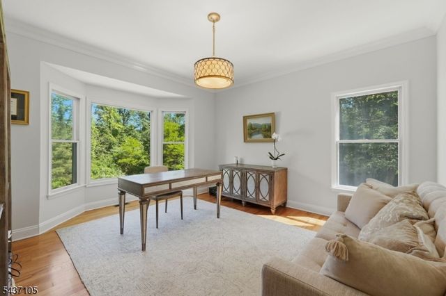 13 Hunters Trl, Chester Twp., NJ 07930