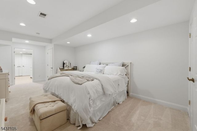13 Hunters Trl, Chester Twp., NJ 07930