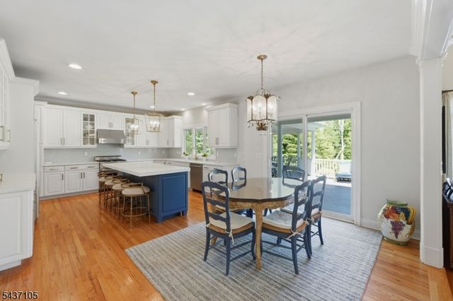 13 Hunters Trl, Chester Twp., NJ 07930