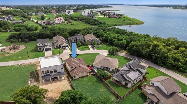 7622 W Shore Drive, The Colony, TX 75056