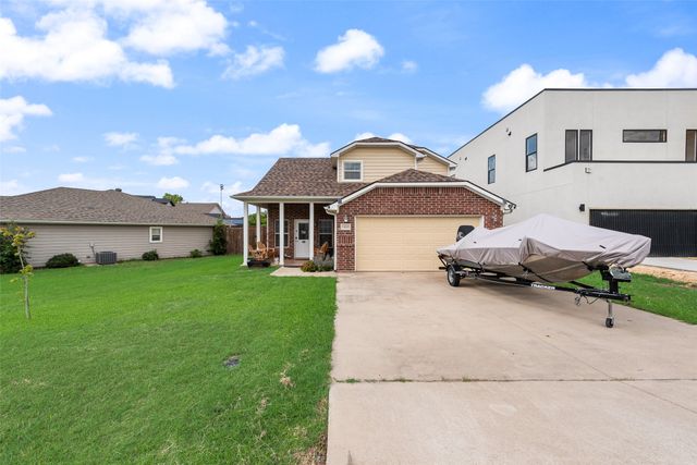 7622 W Shore Drive, The Colony, TX 75056