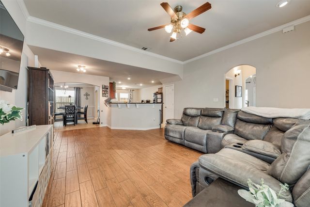 7622 W Shore Drive, The Colony, TX 75056