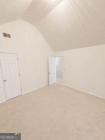 220 Laura Circle, South Fulton, GA 30349