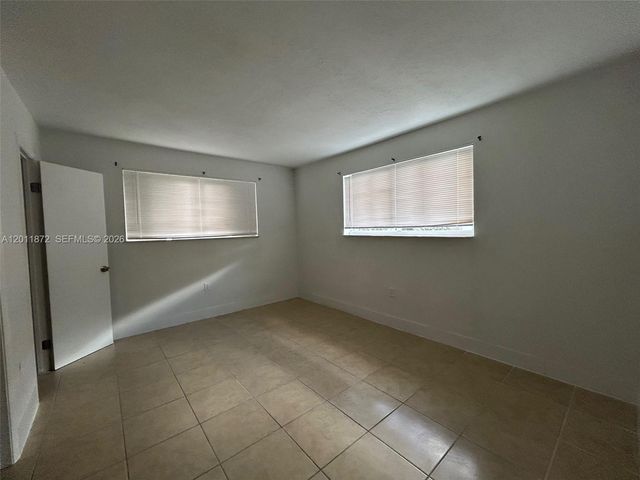 19825 SW 114th Ave 124-5, Miami, FL 33157