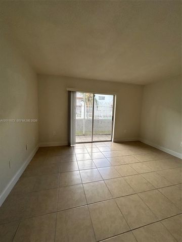 19825 SW 114th Ave 124-5, Miami, FL 33157