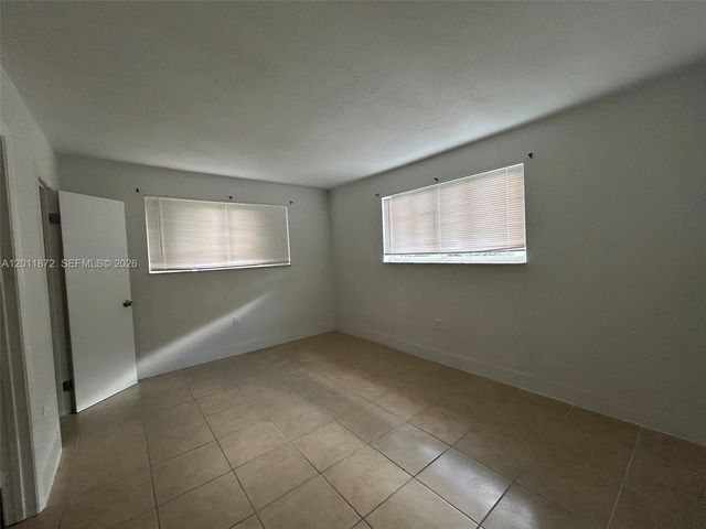 19825 SW 114th Ave 124-5, Miami, FL 33157