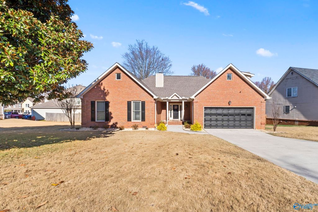 107 Pebblebrook Circle, Madison, AL 35758