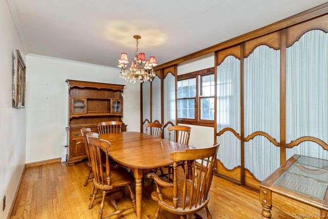 23 Village Lane, Hauppauge, NY 11788