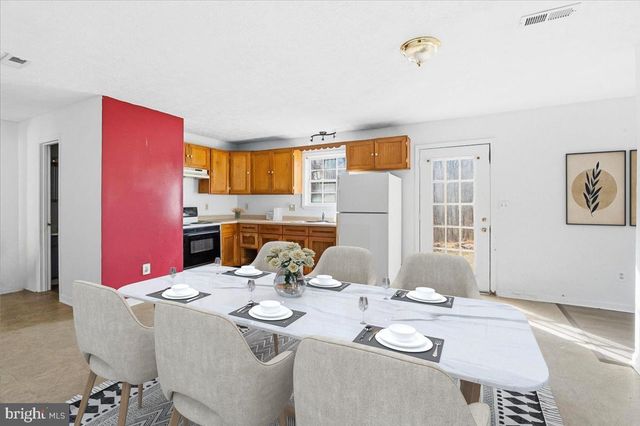 1345 PAULS WOODS RD, Delray, WV 26714