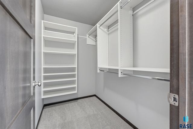 1107 S President Ct Court, Sioux Falls, SD 57106