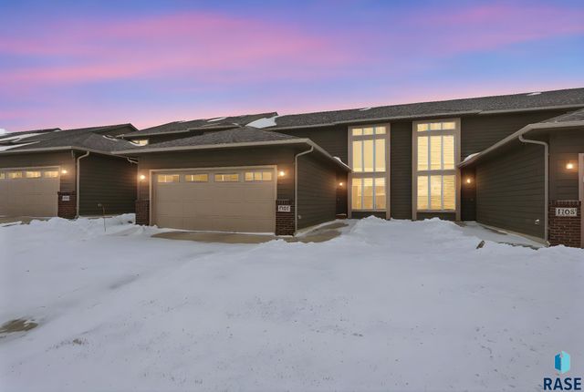1107 S President Ct Court, Sioux Falls, SD 57106