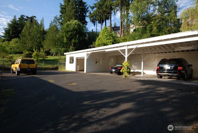 4610 Lake WA Boulevard NE, Kirkland, WA 98033