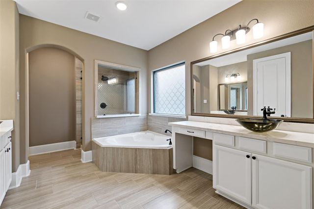 13418 Lansdown Street, Rosharon, TX 77583