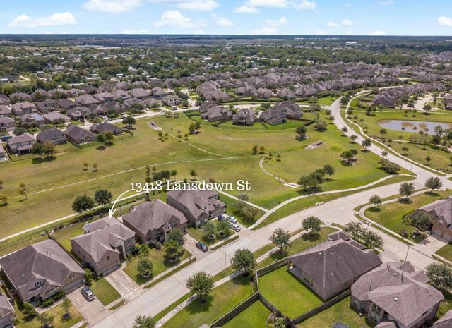 13418 Lansdown Street, Rosharon, TX 77583