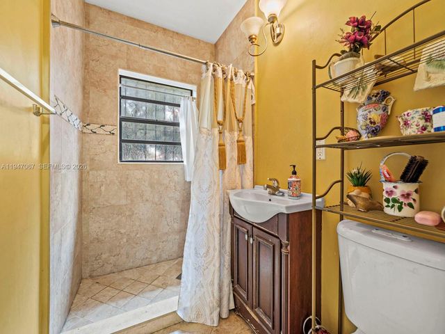 2830 SW 17th St, Miami, FL 33145