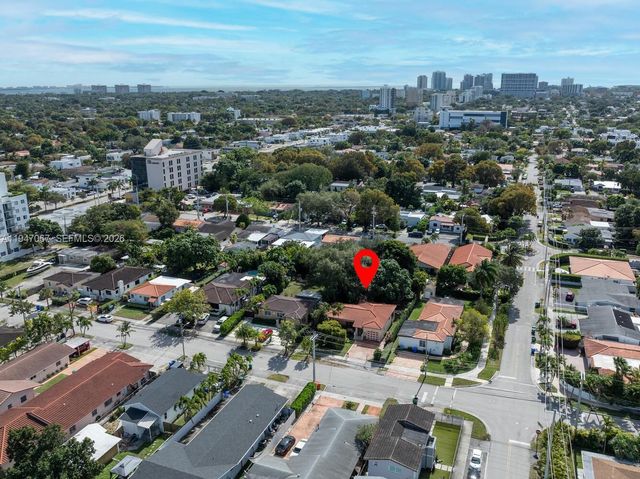 2830 SW 17th St, Miami, FL 33145