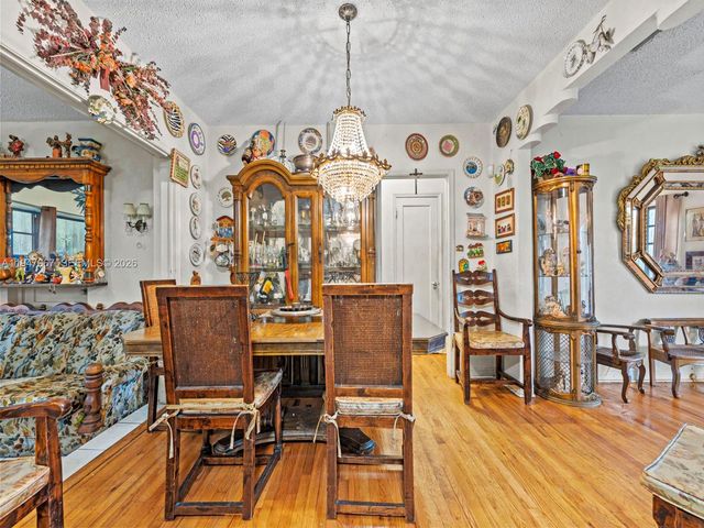 2830 SW 17th St, Miami, FL 33145