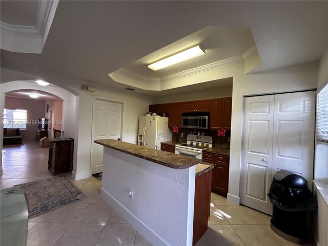 4927 Windward Way 4401, Dania Beach, FL 33312