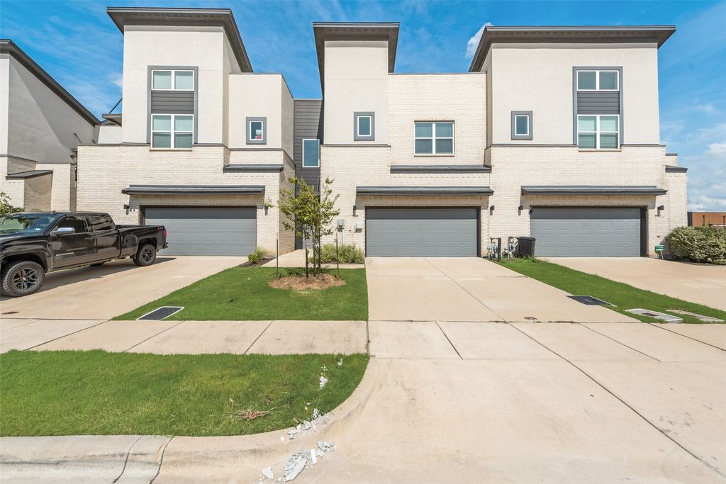 2000 Bethlehem Street, Irving, TX 75061