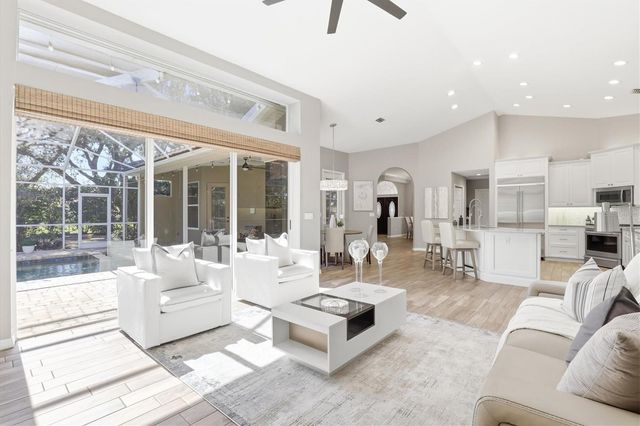 2111 PINNACLE CIRCLE N, Palm Harbor, FL 34684