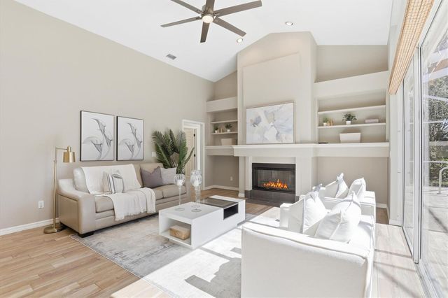 2111 PINNACLE CIRCLE N, Palm Harbor, FL 34684