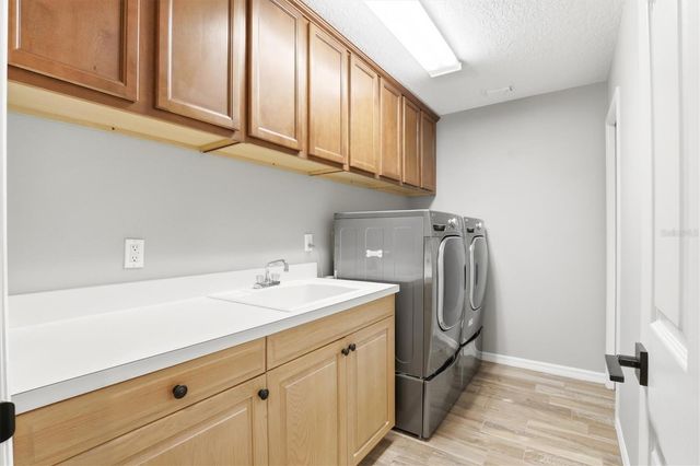 2111 PINNACLE CIRCLE N, Palm Harbor, FL 34684