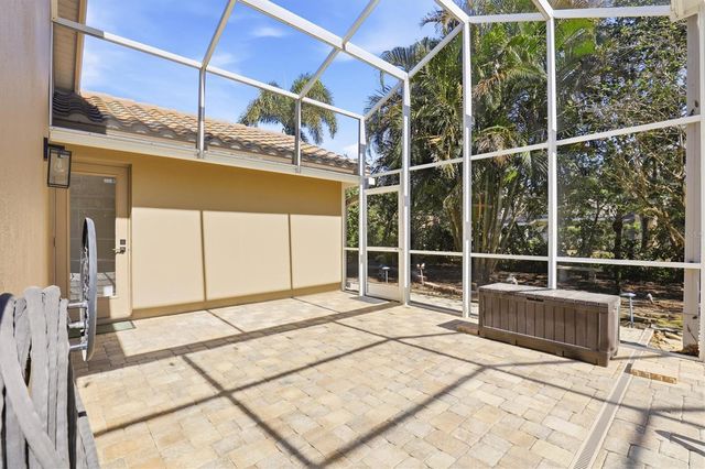 2111 PINNACLE CIRCLE N, Palm Harbor, FL 34684