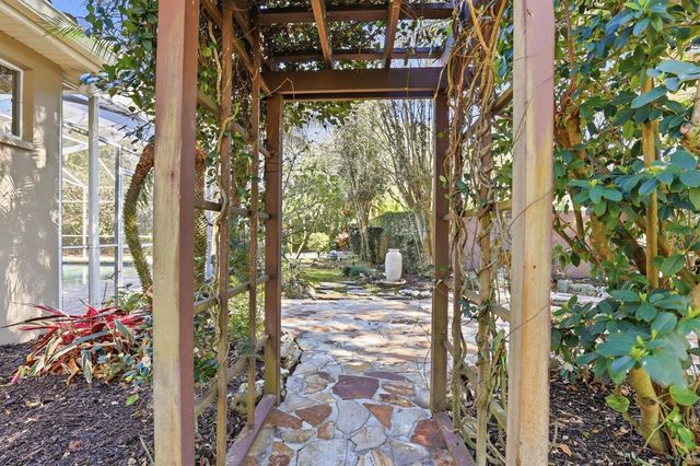 2111 PINNACLE CIRCLE N, Palm Harbor, FL 34684