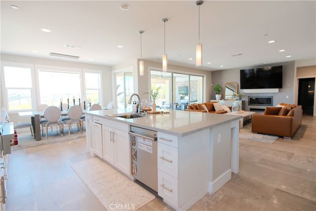 25172 Cypress Bluff Dr., Canyon Country, CA 91387