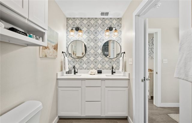 180 Paradise Pointe Dr, Port Aransas, TX 78373