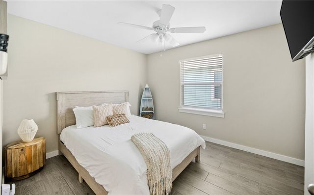 180 Paradise Pointe Dr, Port Aransas, TX 78373